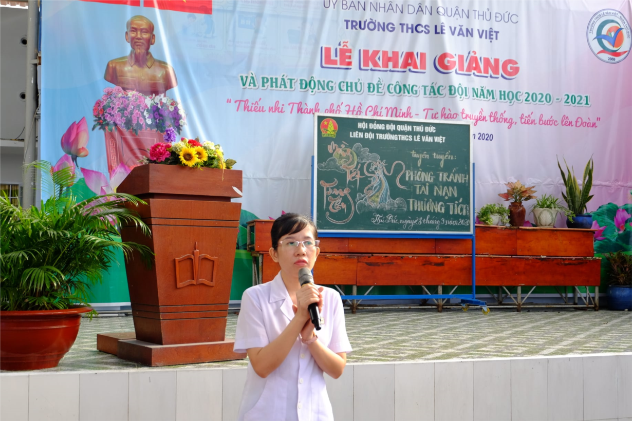 TRUNG THU 8.jpg